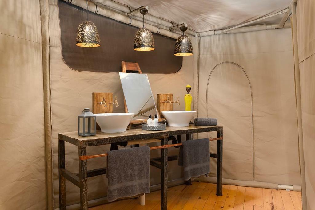 카사네 Tlouwana Camp 빌라 외부 사진